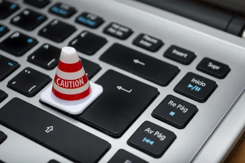 Phishing Emails: Πώς να Προστατέψετε την Επιχείρησή σας από την Πιο Συχνή Απειλή